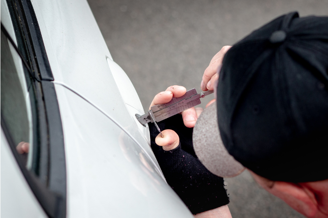 E-Mobilize mobile locksmith technician at work